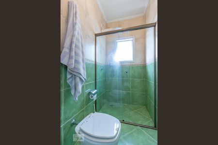 Casa à venda com 220m², 3 quartos e 3 vagasBanheiro da Suíte 1