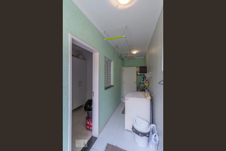 Casa à venda com 220m², 3 quartos e 3 vagasLavanderia