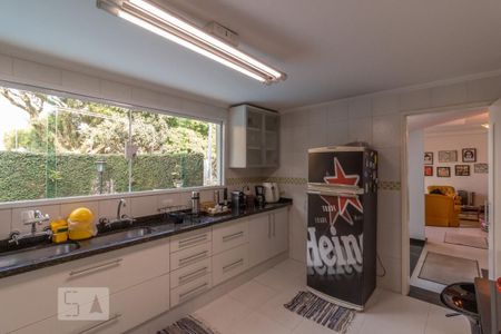 Casa à venda com 220m², 3 quartos e 3 vagasCozinha