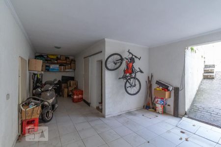 Casa à venda com 220m², 3 quartos e 3 vagasGaragem