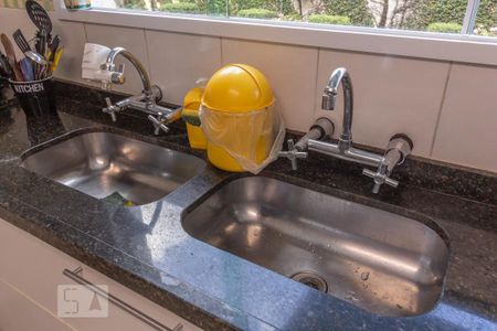 Casa à venda com 220m², 3 quartos e 3 vagasCozinha