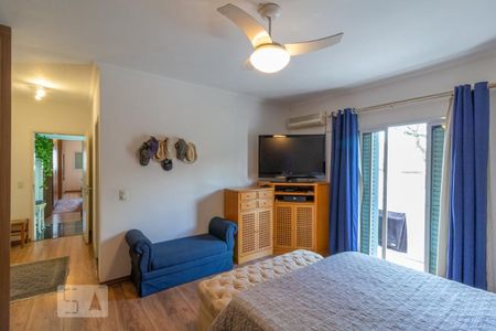 Casa à venda com 220m², 3 quartos e 3 vagasSuíte 2