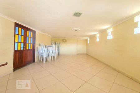 Apartamento à venda com 55m², 2 quartos e 1 vaga Apartamento à venda com 55m², 2 quartos e 1 vagaÁrea comum - Salão de festas