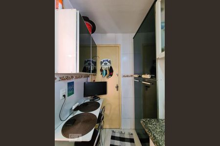 Apartamento à venda com 55m², 2 quartos e 1 vaga Apartamento à venda com 55m², 2 quartos e 1 vagaCozinha