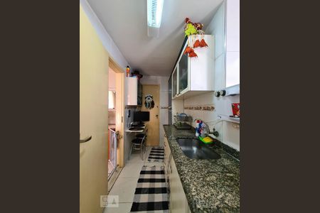 Apartamento à venda com 55m², 2 quartos e 1 vaga Apartamento à venda com 55m², 2 quartos e 1 vagaCozinha