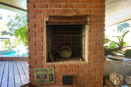 Apartamento à venda com 212m², 3 quartos e 3 vagas Apartamento à venda com 212m², 3 quartos e 3 vagasChurrasqueira