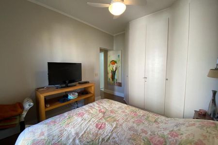 Apartamento à venda com 212m², 3 quartos e 3 vagas Apartamento à venda com 212m², 3 quartos e 3 vagasSuíte 3