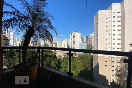 Apartamento à venda com 212m², 3 quartos e 3 vagas Apartamento à venda com 212m², 3 quartos e 3 vagasSuíte 1