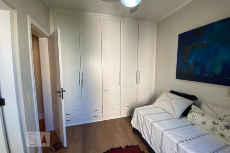 Apartamento à venda com 212m², 3 quartos e 3 vagas Apartamento à venda com 212m², 3 quartos e 3 vagasSuíte 3