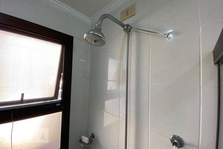 Apartamento à venda com 212m², 3 quartos e 3 vagas Apartamento à venda com 212m², 3 quartos e 3 vagasChuveiro