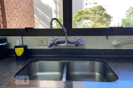 Apartamento à venda com 212m², 3 quartos e 3 vagas Apartamento à venda com 212m², 3 quartos e 3 vagasCozinha - Torneira