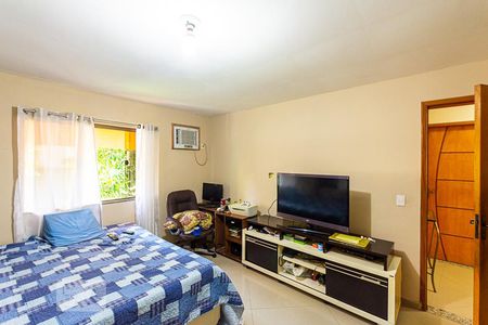 Suite 1 de casa à venda com 6 quartos, 145m² em Santa Rosa, Niterói