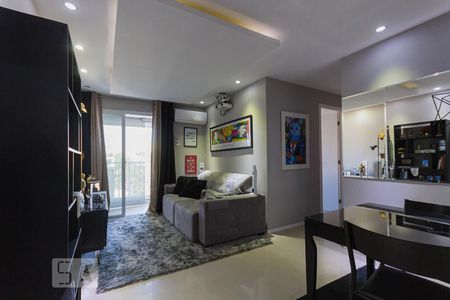 Sala de apartamento para alugar com 3 quartos, 78m² em Jacarepaguá, Rio de Janeiro