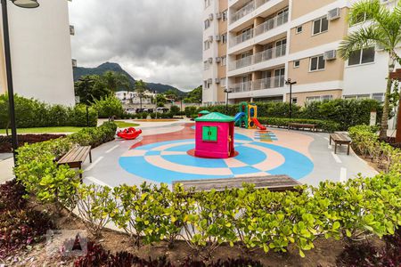 Apartamento para alugar com 78m², 3 quartos e 2 vagas Apartamento para alugar com 78m², 3 quartos e 2 vagasPlayground