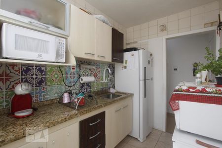 COZINHA de apartamento para alugar com 1 quarto, 38m² em São Sebastião, Porto Alegre