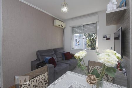 SALA de apartamento para alugar com 1 quarto, 38m² em São Sebastião, Porto Alegre