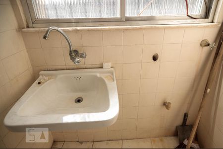 Apartamento à venda com 70m², 2 quartos e 1 vaga Apartamento à venda com 70m², 2 quartos e 1 vagaÁrea de Serviço