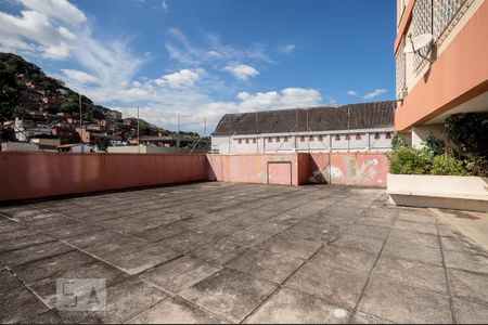 Apartamento à venda com 70m², 2 quartos e 1 vaga Apartamento à venda com 70m², 2 quartos e 1 vagaÁrea comum - Quadra esportiva