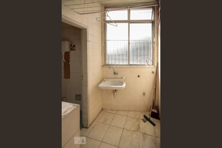 Apartamento à venda com 70m², 2 quartos e 1 vaga Apartamento à venda com 70m², 2 quartos e 1 vagaÁrea de Serviço