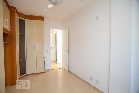 Quarto de apartamento para alugar com 1 quarto, 60m² em Taquara, Rio de Janeiro