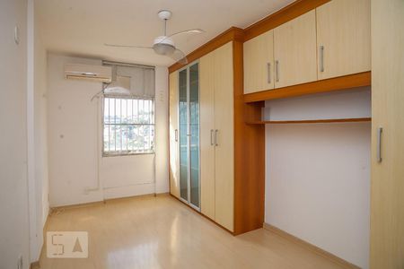 Quarto de apartamento para alugar com 1 quarto, 60m² em Taquara, Rio de Janeiro