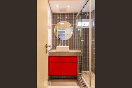 Apartamento para alugar com 80m², 2 quartos e 1 vaga Apartamento para alugar com 80m², 2 quartos e 1 vagaBanheiro 2