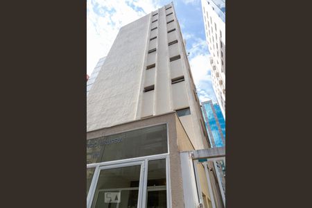 Apartamento para alugar com 80m², 2 quartos e 1 vaga Apartamento para alugar com 80m², 2 quartos e 1 vagaFachada