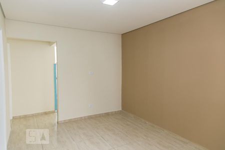 Casa à venda com 70m², 2 quartos e 2 vagas Casa à venda com 70m², 2 quartos e 2 vagasSala