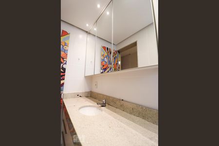 Apartamento para alugar com 70m², 2 quartos e 1 vagaBanheiro da suíte 1