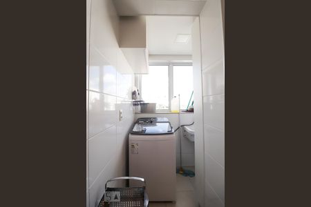 Apartamento para alugar com 70m², 2 quartos e 1 vagaÁrea de serviço