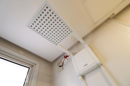 Apartamento para alugar com 70m², 2 quartos e 1 vagaChuveiro