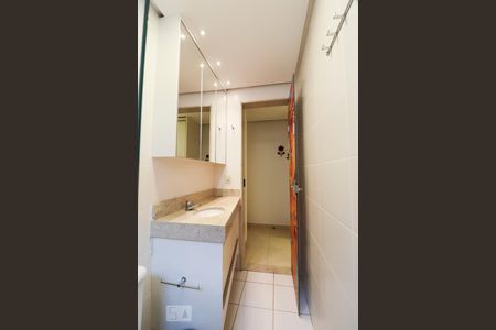 Apartamento para alugar com 70m², 2 quartos e 1 vagaBanheiro da suíte 2