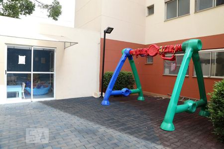 Apartamento à venda com 49m², 2 quartos e 1 vagaÁrea Comum - Playground