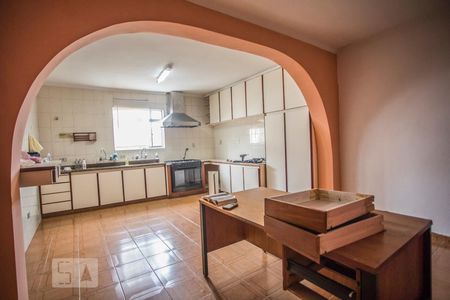 Casa à venda com 227m², 3 quartos e 4 vagasCozinha