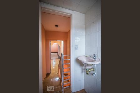 Casa à venda com 227m², 3 quartos e 4 vagasBanheiro de Serviço