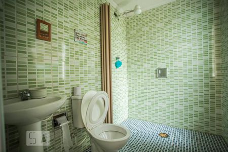 Casa à venda com 227m², 3 quartos e 4 vagasBanheiro da Churrasqueira