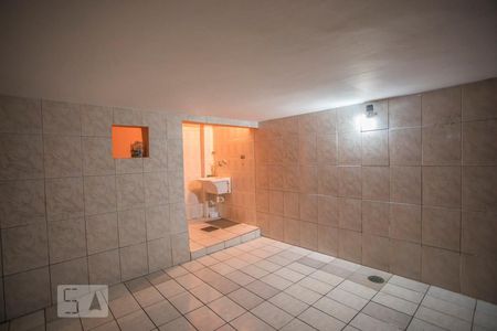 Casa à venda com 227m², 3 quartos e 4 vagasPorão