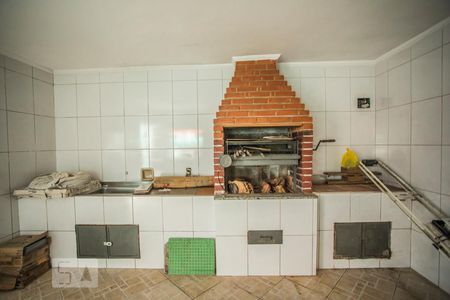 Casa à venda com 227m², 3 quartos e 4 vagasChurrasqueira