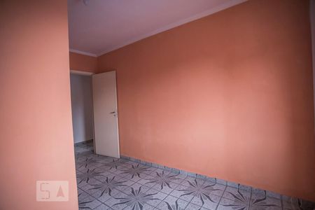 Casa à venda com 227m², 3 quartos e 4 vagasQuarto 2