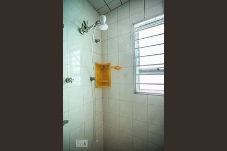 Casa à venda com 227m², 3 quartos e 4 vagasBanheiro - Suite 1 - Chuveiro