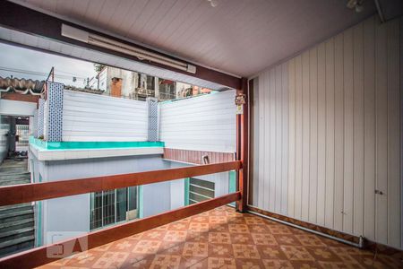 Casa à venda com 227m², 3 quartos e 4 vagasVaranda