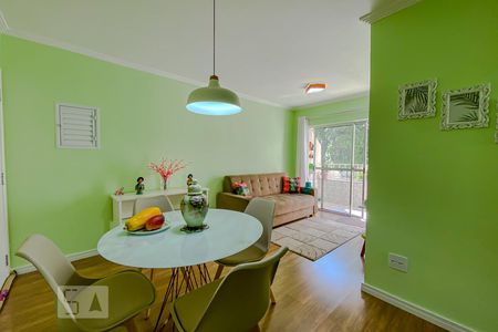 Sala de apartamento à venda com 3 quartos, 70m² em Vila Azevedo, São Paulo