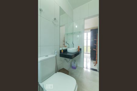 Casa para alugar com 120m², 2 quartos e 2 vagasBanheiro da Suíte