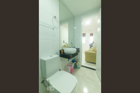 Casa para alugar com 120m², 2 quartos e 2 vagasBanheiro 2