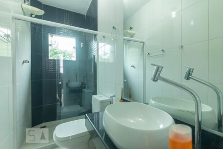 Casa para alugar com 120m², 2 quartos e 2 vagasBanheiro da Suíte