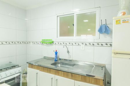 Casa para alugar com 120m², 2 quartos e 2 vagasCozinha