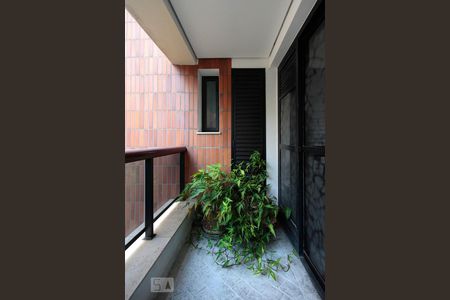 Varanda de apartamento para alugar com 1 quarto, 40m² em Higienópolis, São Paulo