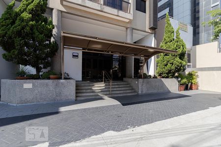 Apartamento para alugar com 34m², 1 quarto e 1 vagaFachada