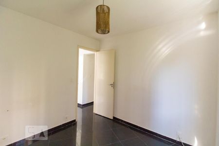 Quarto 2 de apartamento para alugar com 2 quartos, 55m² em Jardim Iris, São Paulo