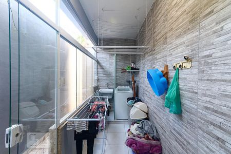 Casa para alugar com 75m², 2 quartos e sem vaga Casa para alugar com 75m², 2 quartos e sem vagaÁrea de Serviço